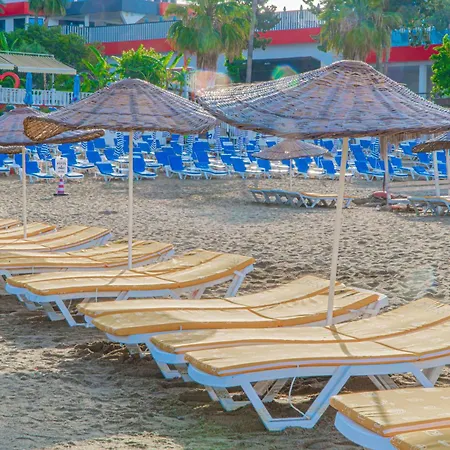 Pyxis Point Hotel 4*