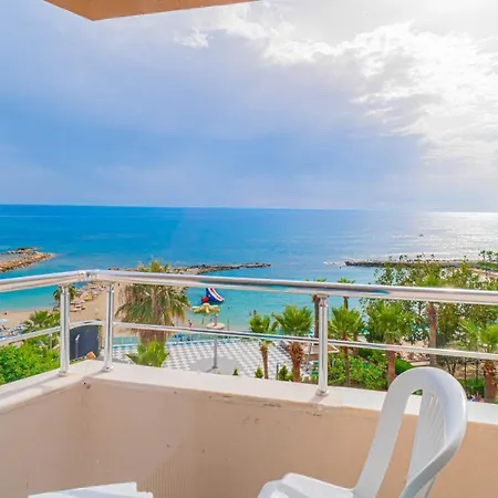 Pyxis Point فندق ألانيا