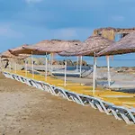فندق Pyxis Point